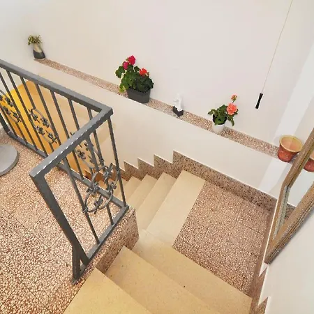 Apartman Regina *