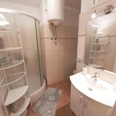 Regina Apartman