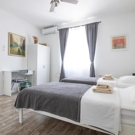 Apartman Regina *